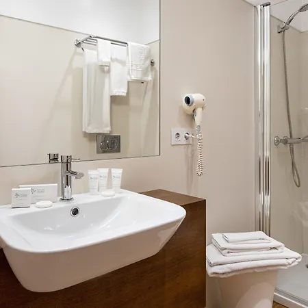 Salinas By Alboi Group 3*